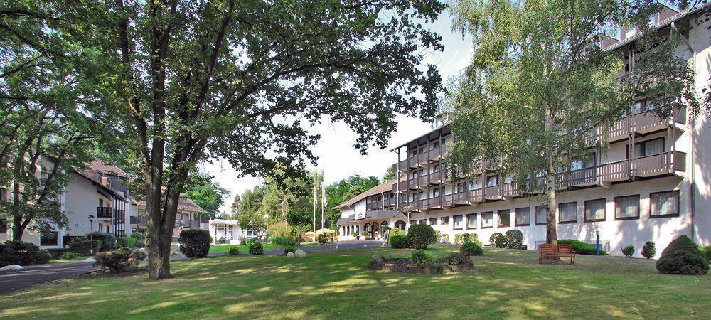 Parkhotel Frankfurt-Roedermark Родгау Экстерьер фото