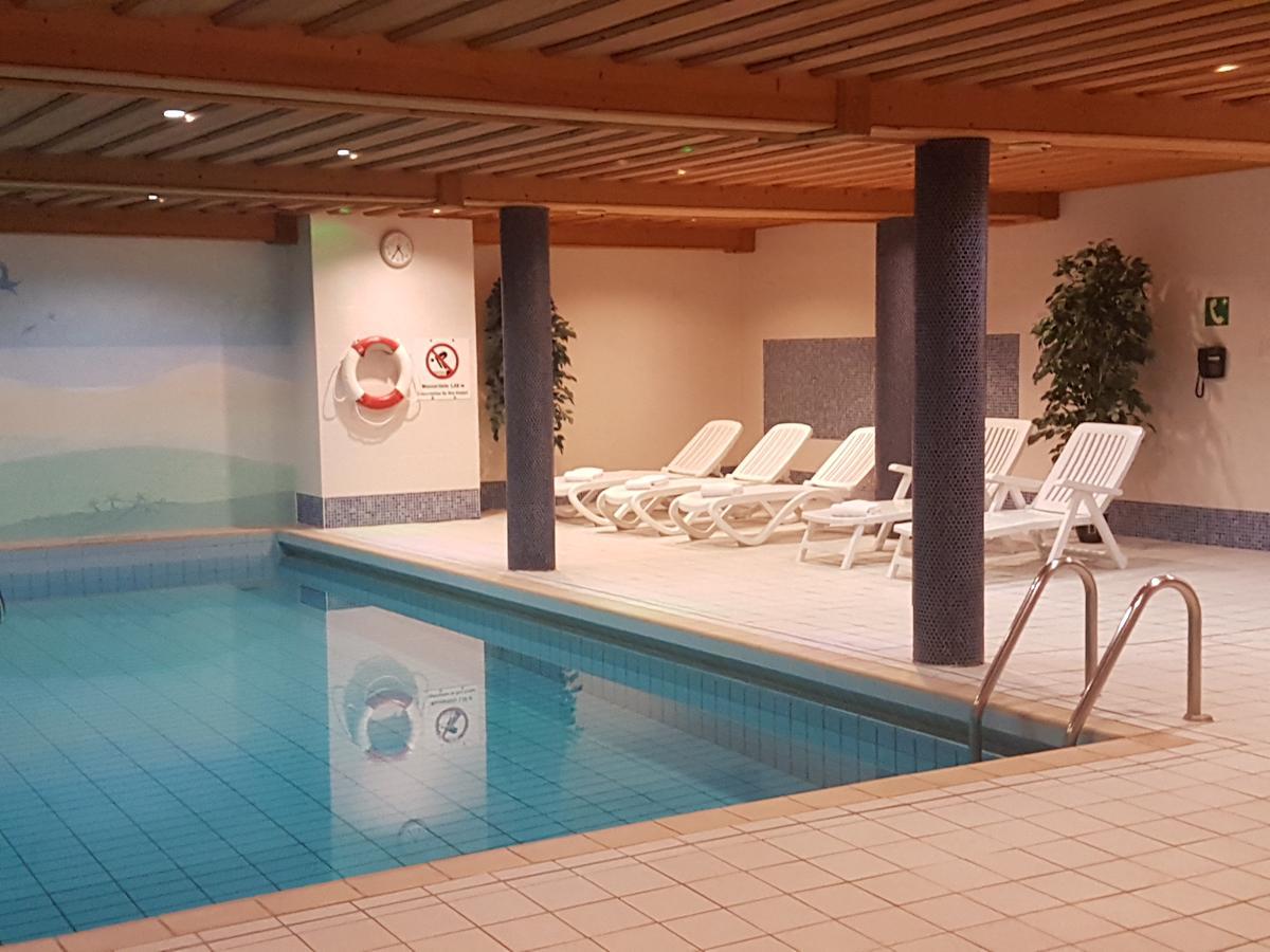 Parkhotel Frankfurt-Roedermark Родгау Экстерьер фото