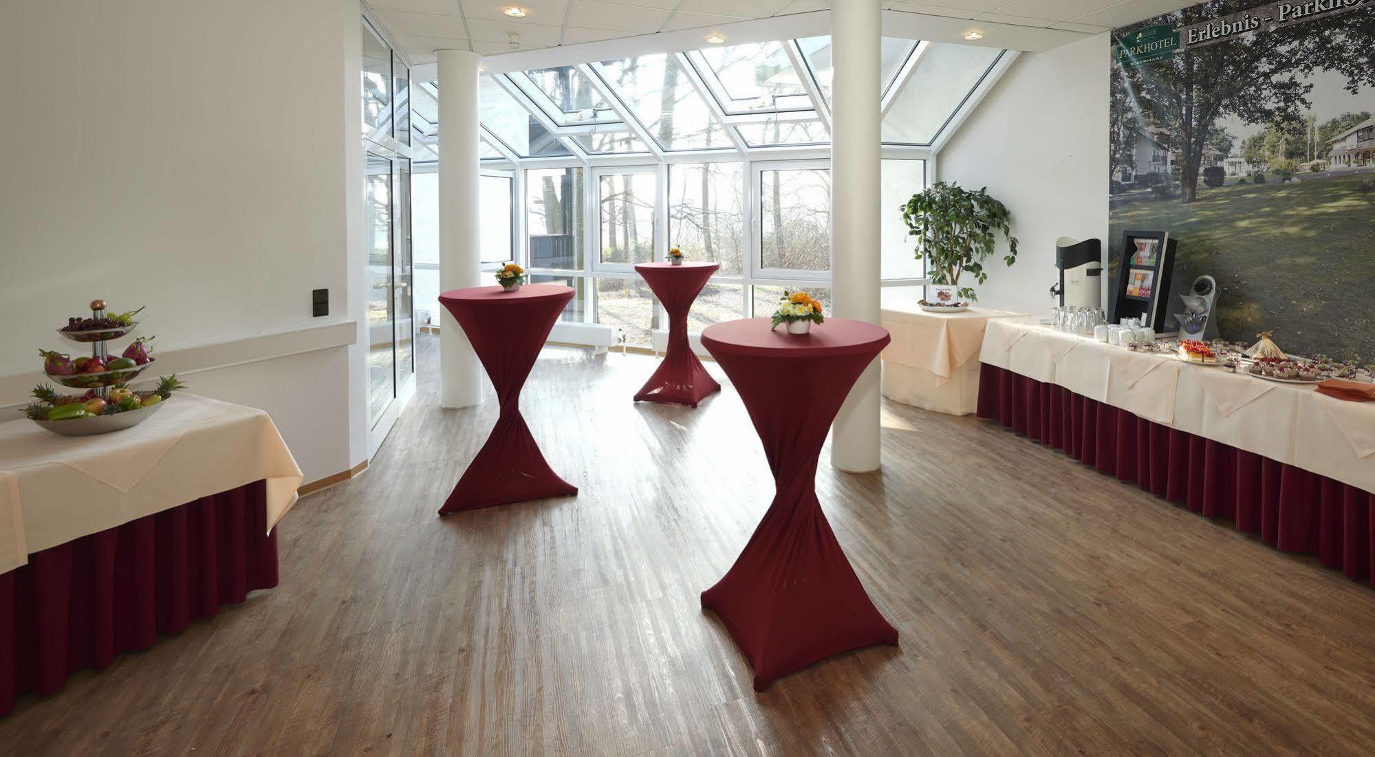 Parkhotel Frankfurt-Roedermark Родгау Экстерьер фото